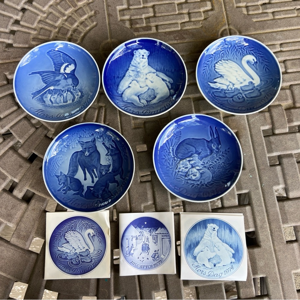 Bing & Grondahl Mother’s Day plates Copenhagen porcelain plates set of 5